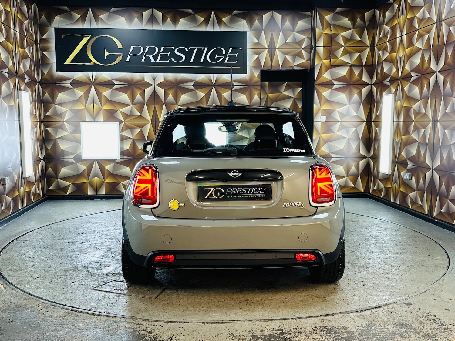 Used MINI Hatch 2021 for sale - 76561829: Photo 5