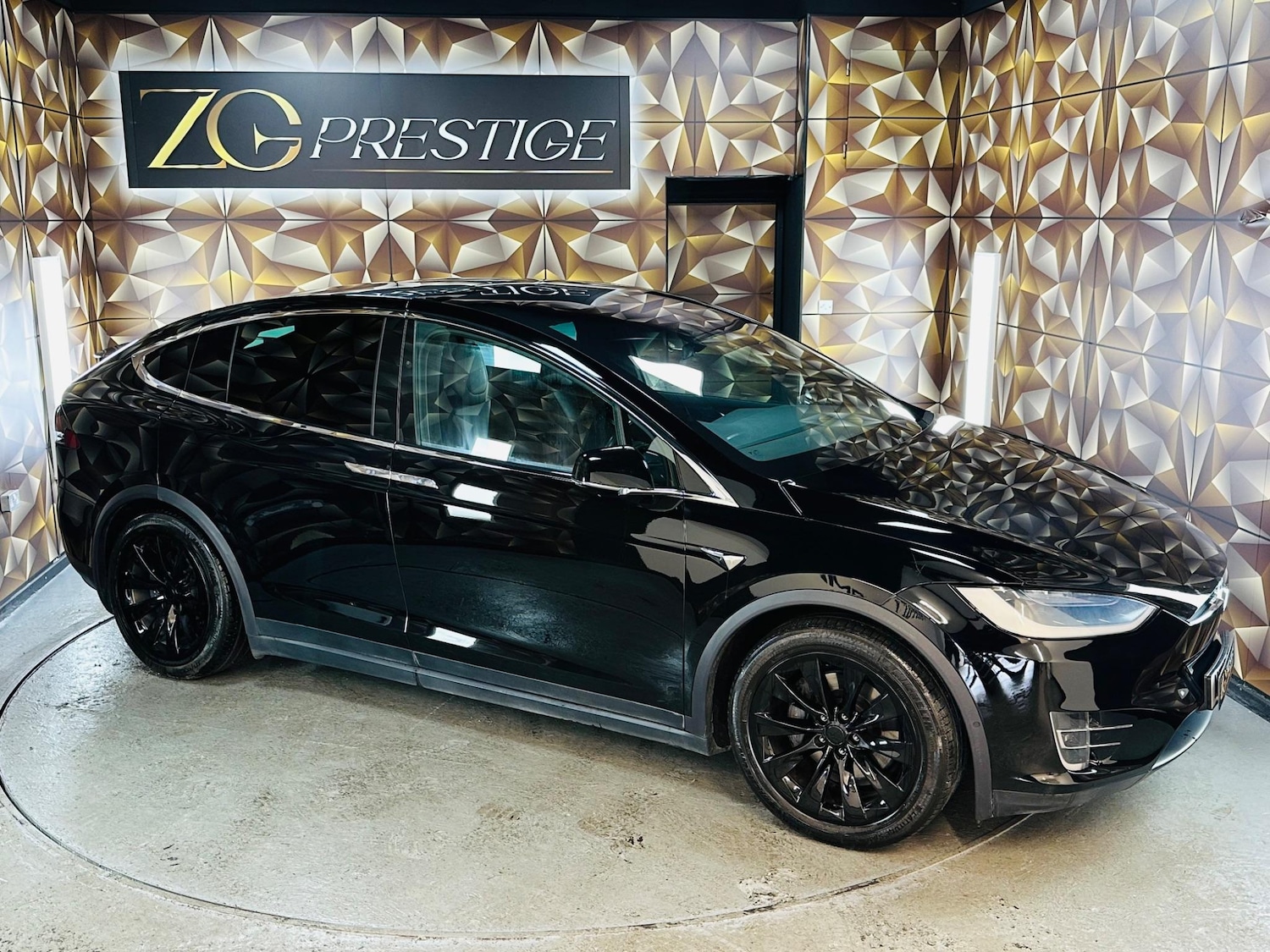 Used Tesla Model X 2018 for sale - 76059356: Photo 19