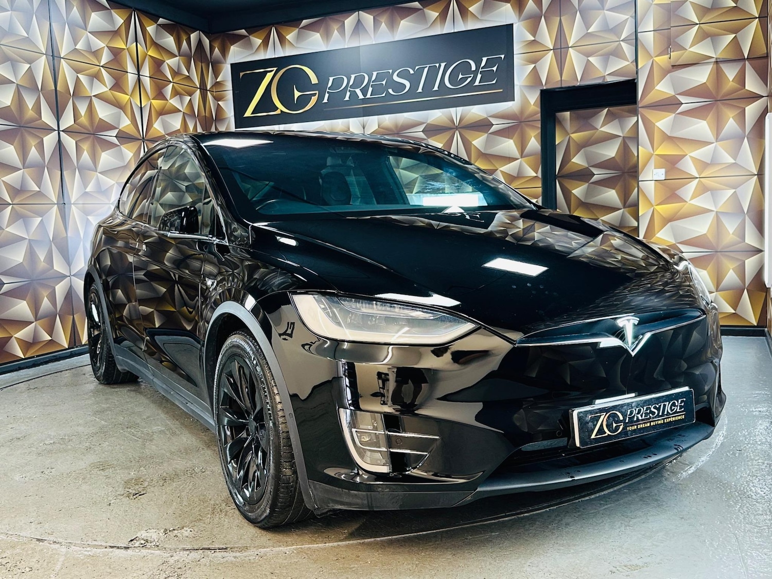 Used Tesla Model X 2018 for sale - 76059356: Photo 42