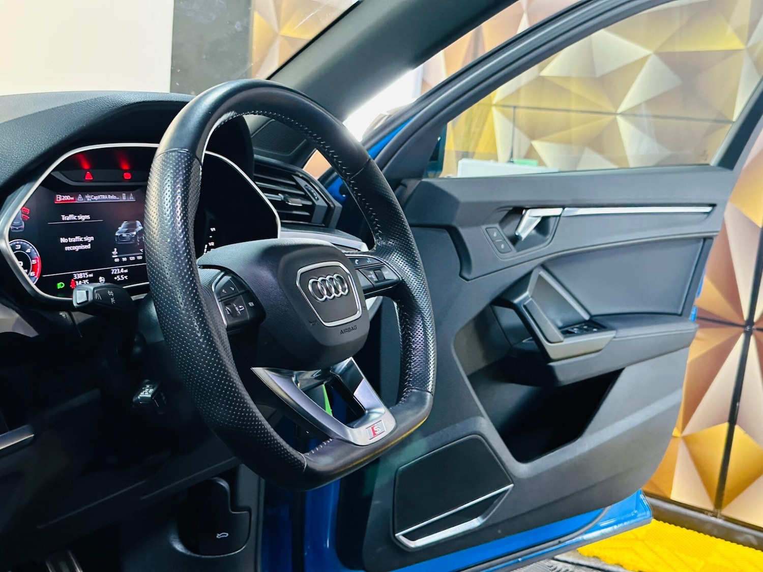 Used Audi Q3 2021 for sale - 77993911: Photo 6