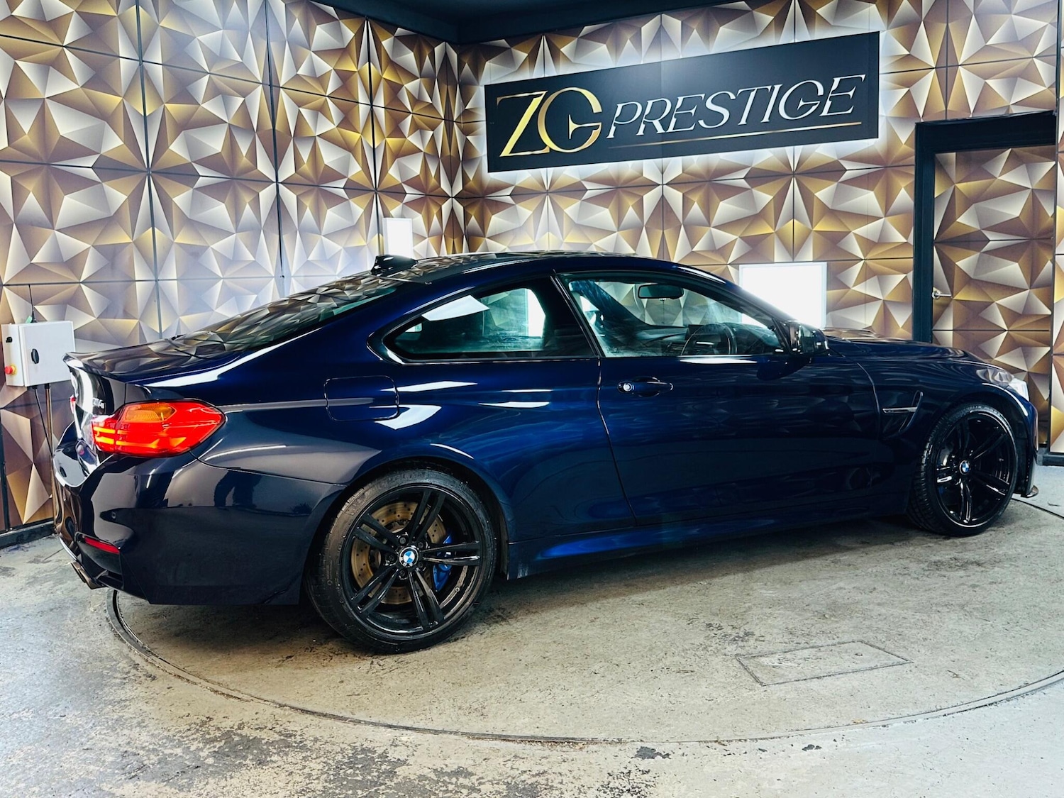 Used BMW M4 2015 for sale - 76994063: Photo 54