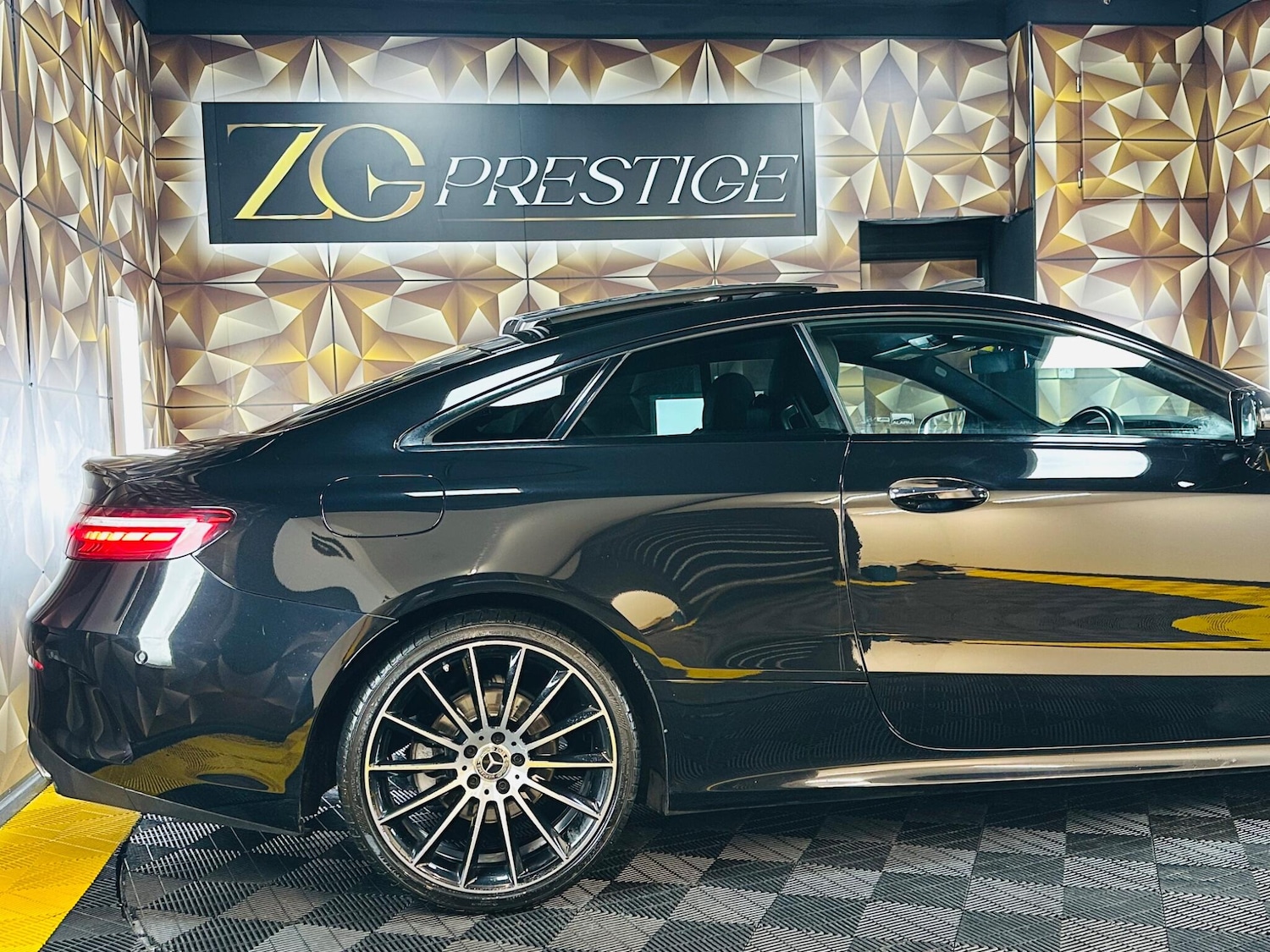 Used Mercedes-Benz E Class 2022 for sale - 77175334: Photo 43