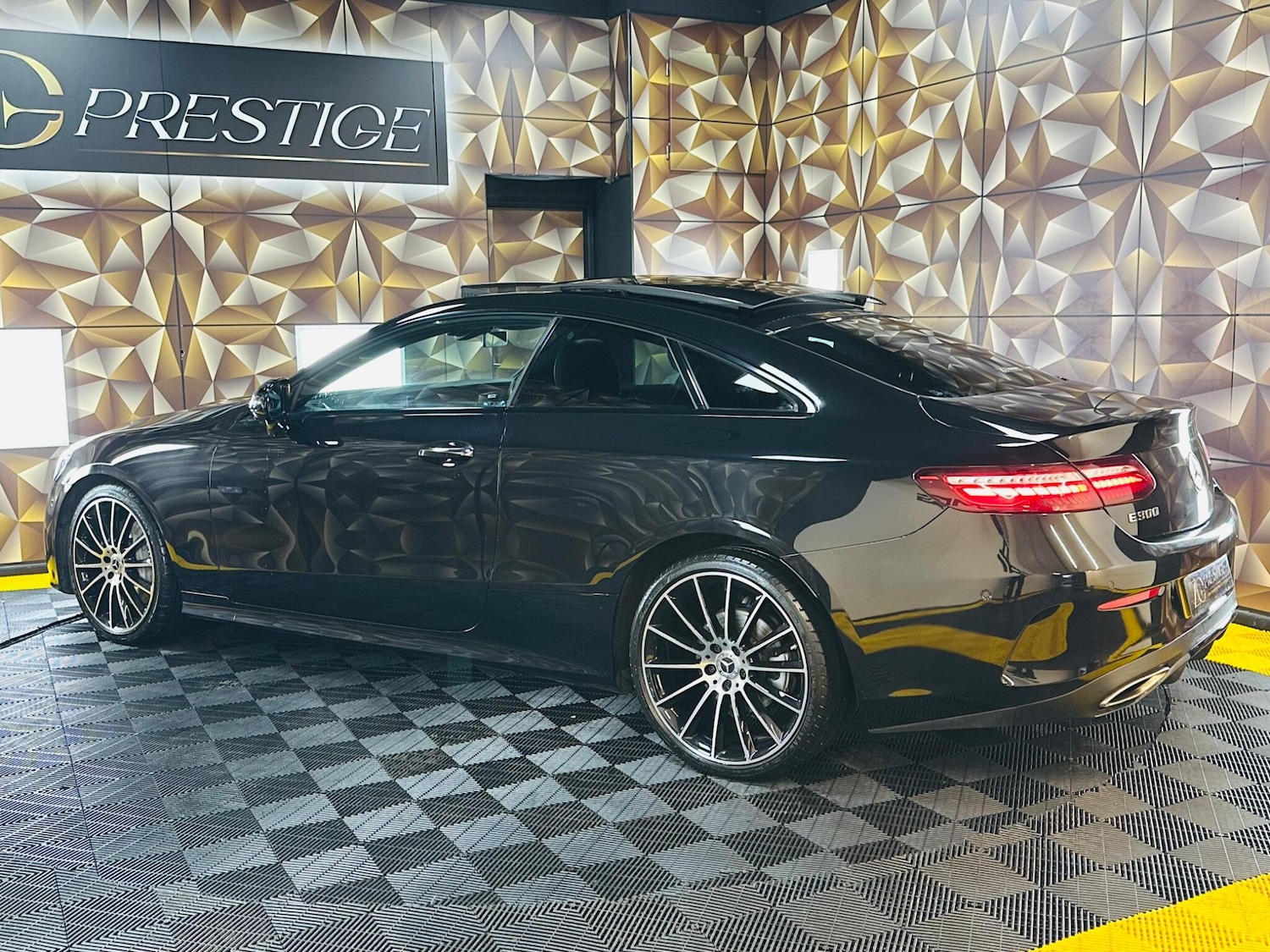 Used Mercedes-Benz E Class 2022 for sale - 77175334: Photo 44