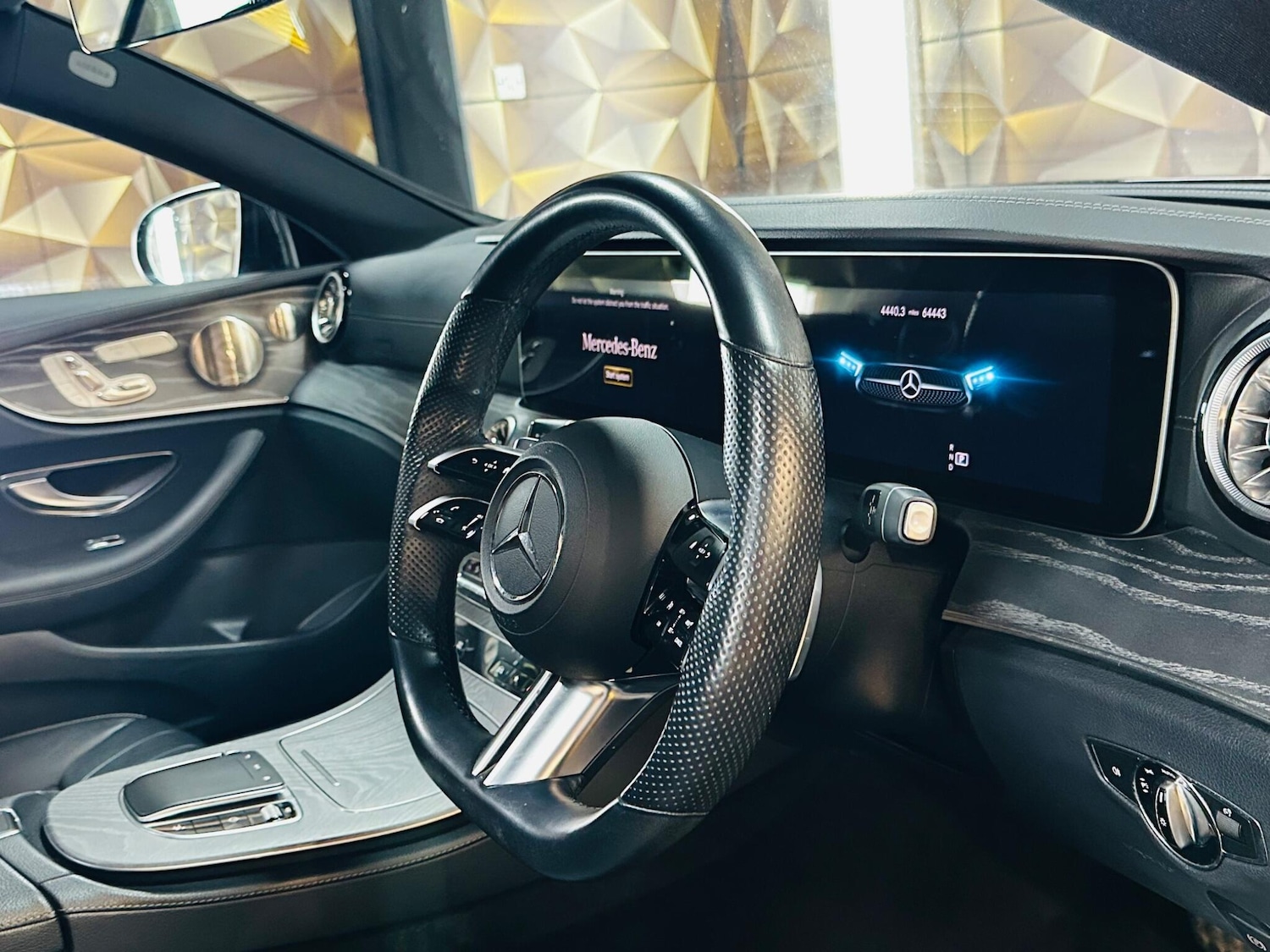 Used Mercedes-Benz E Class 2022 for sale - 77175334: Photo 60