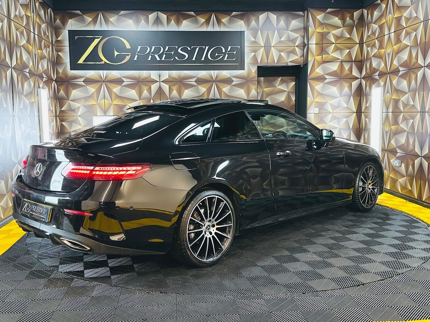 Used Mercedes-Benz E Class 2022 for sale - 77175334: Photo 7