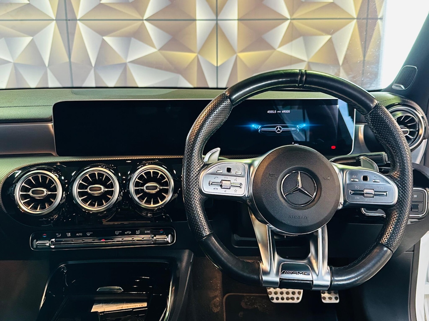 Used Mercedes-Benz A-Class 2019 for sale - 76824391: Photo 52