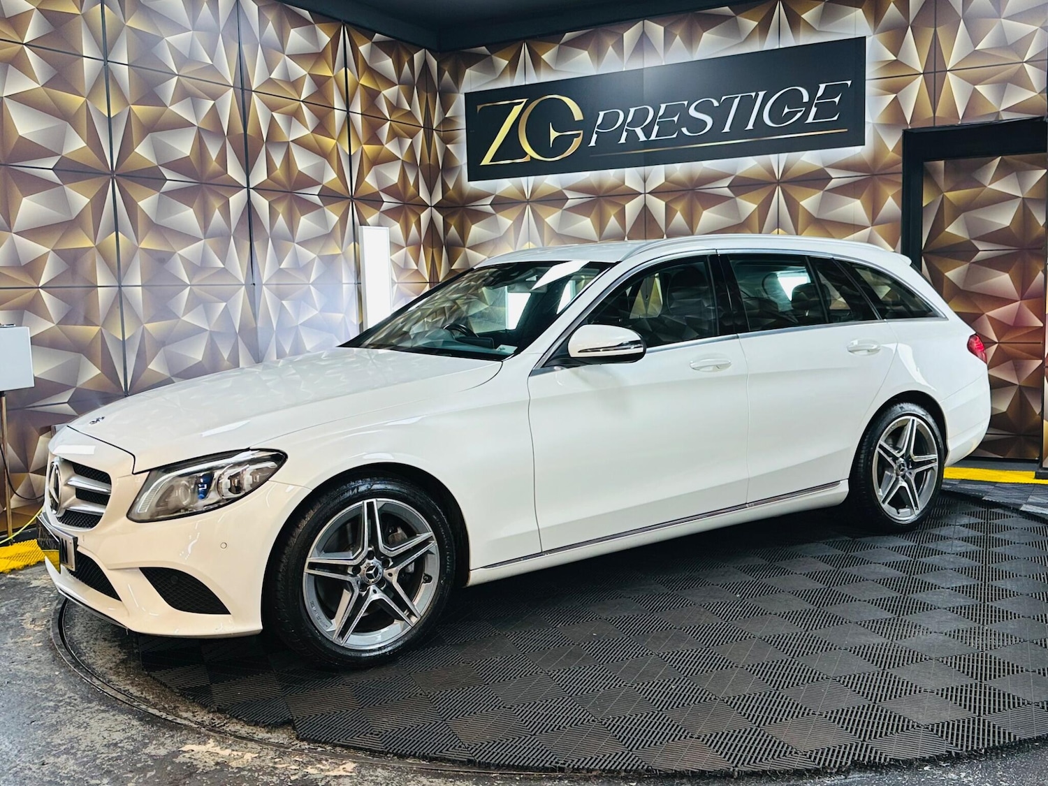 Used Mercedes-Benz C Class 2019 for sale - 78085884: Photo 23