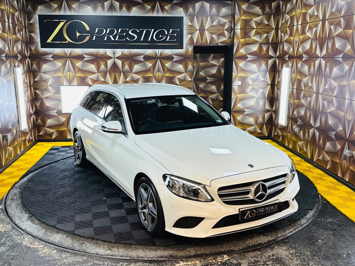 Used Mercedes-Benz C Class 2019 for sale - 78085884: Photo 40