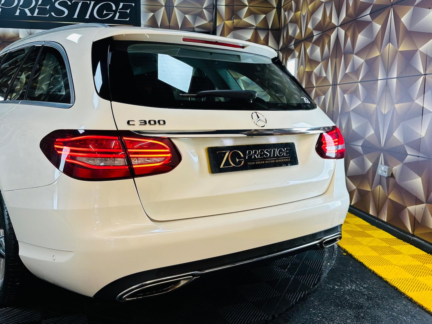Used Mercedes-Benz C Class 2019 for sale - 78085884: Photo 43
