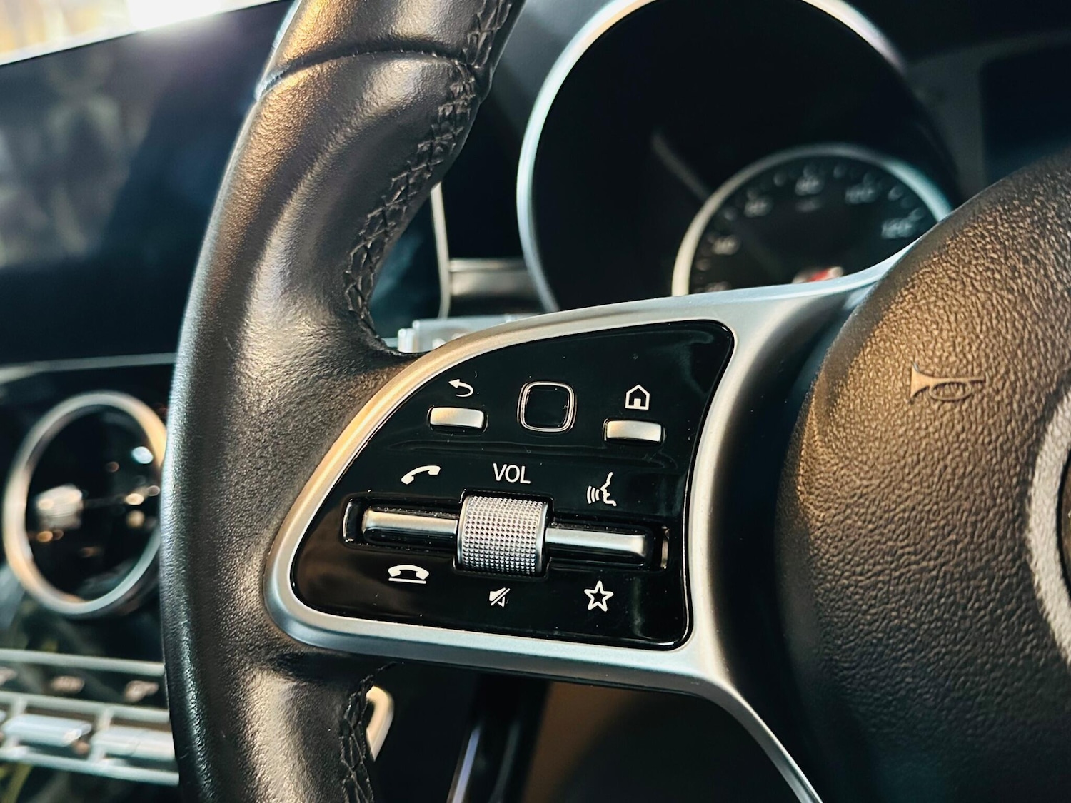 Used Mercedes-Benz C Class 2019 for sale - 78085884: Photo 50