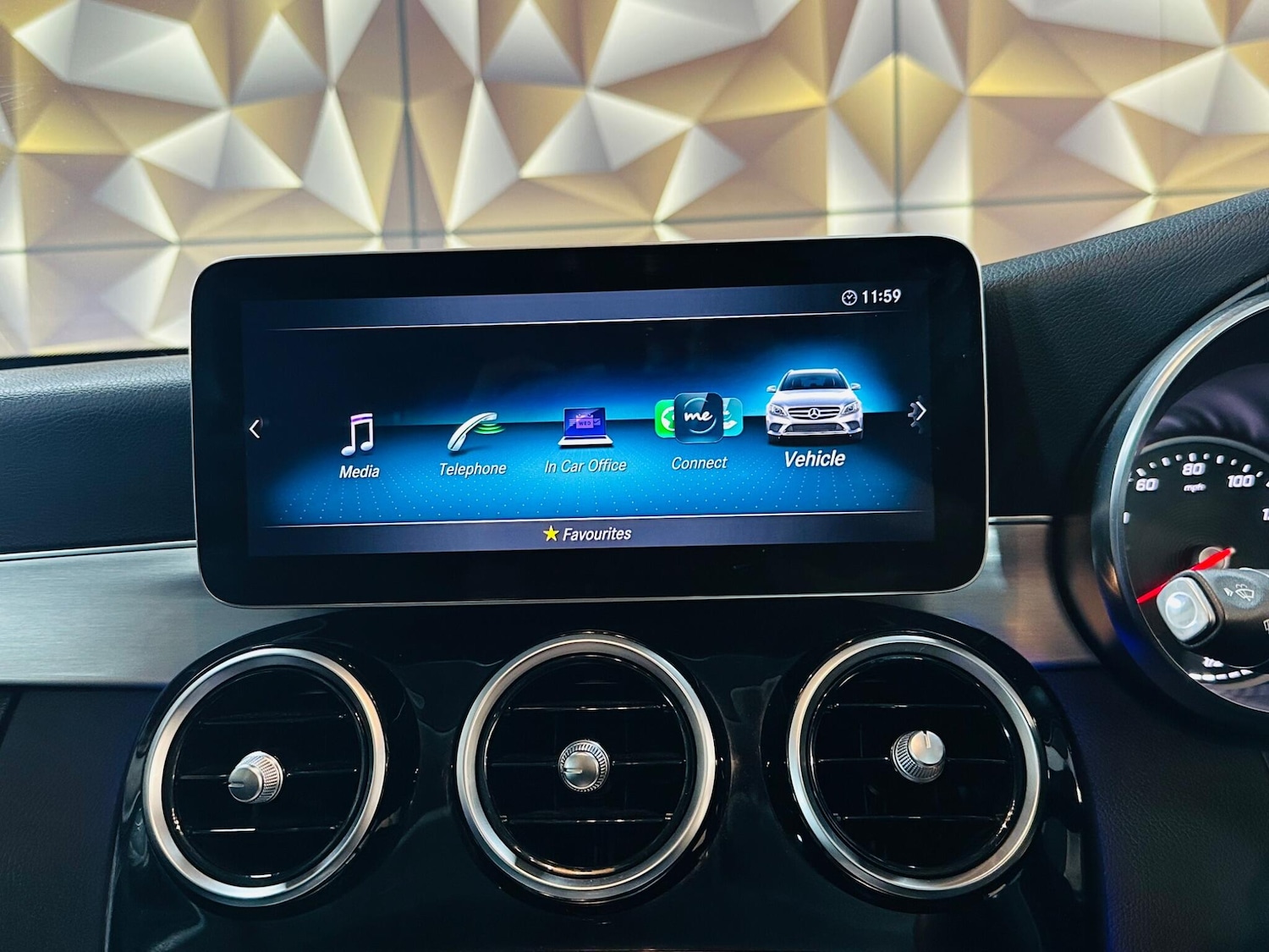 Used Mercedes-Benz C Class 2019 for sale - 78085884: Photo 55