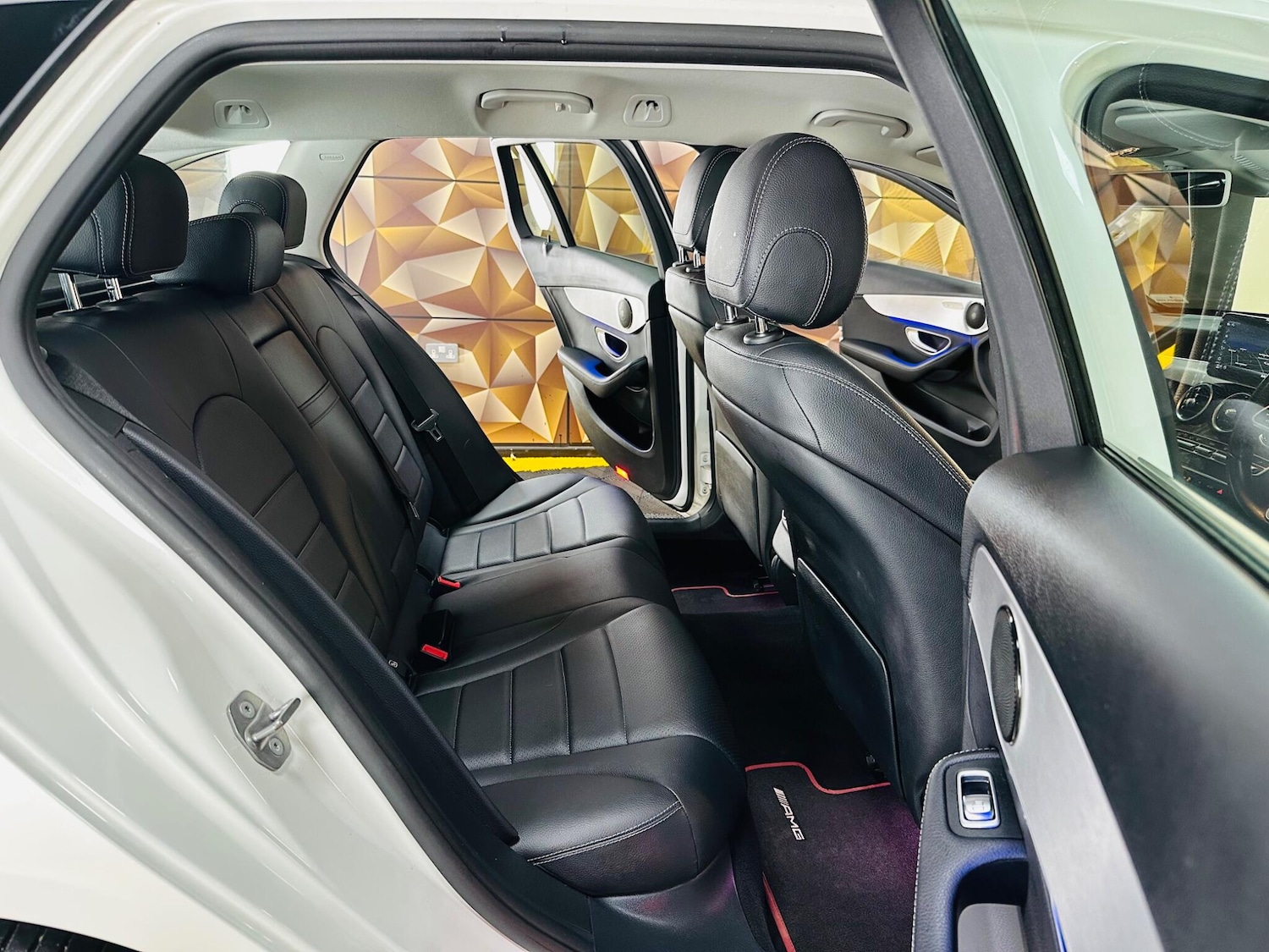 Used Mercedes-Benz C Class 2019 for sale - 78085884: Photo 63