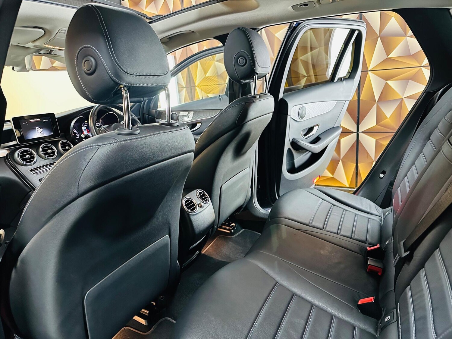 Used Mercedes-Benz GLC for sale - 77784502: Photo 63