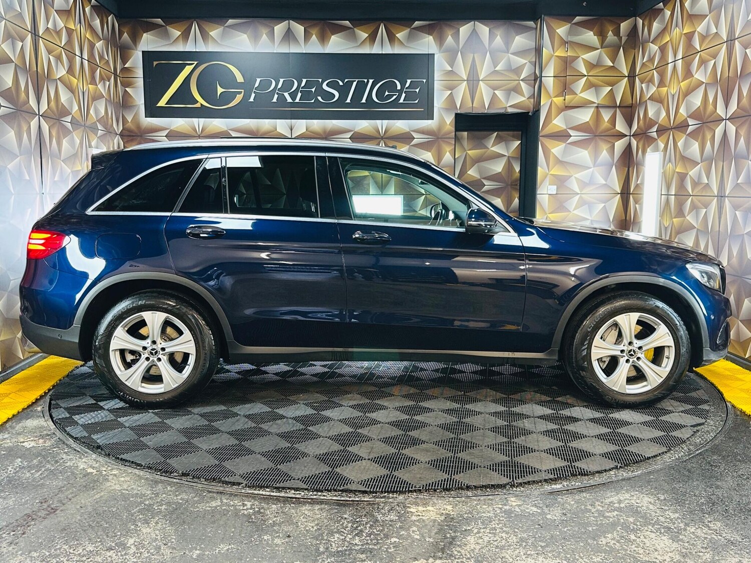 Used Mercedes-Benz GLC for sale - 77784502: Photo 9