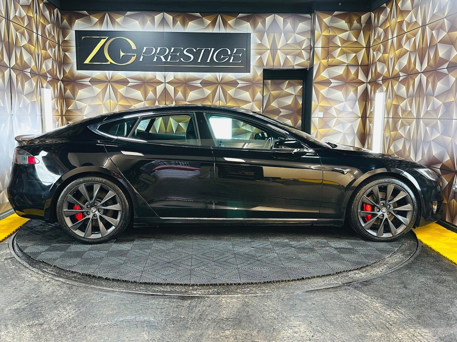 Used Tesla Model S 2020 for sale - 77439881: Photo 9