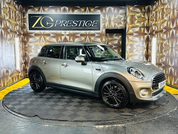 Used MINI Hatch 2018 for sale - 79362319: Photo