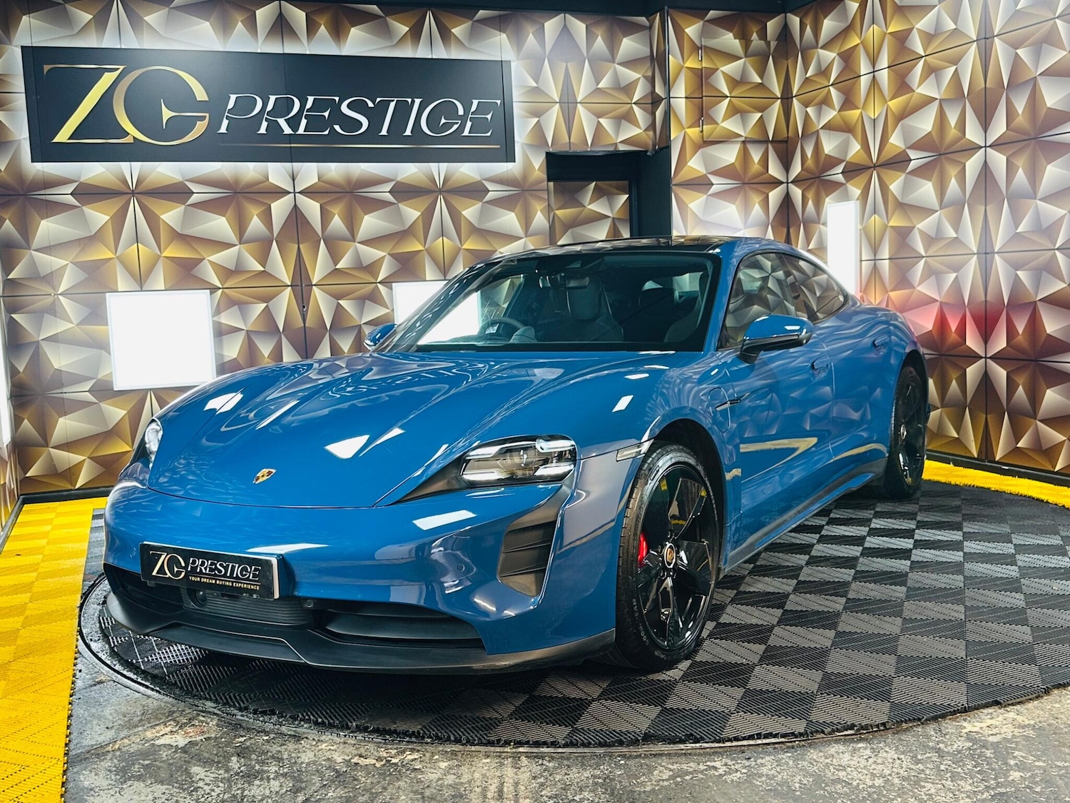 Used Porsche Taycan 2020 for sale - 77768651: Photo 23