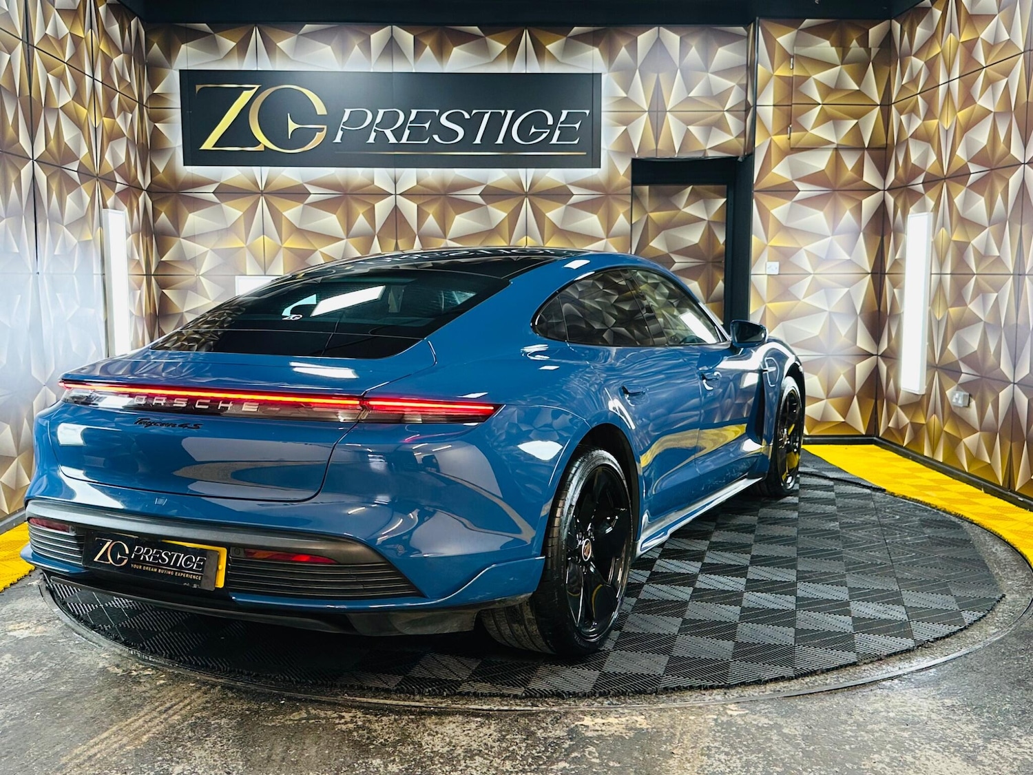 Used Porsche Taycan 2020 for sale - 77768651: Photo 7