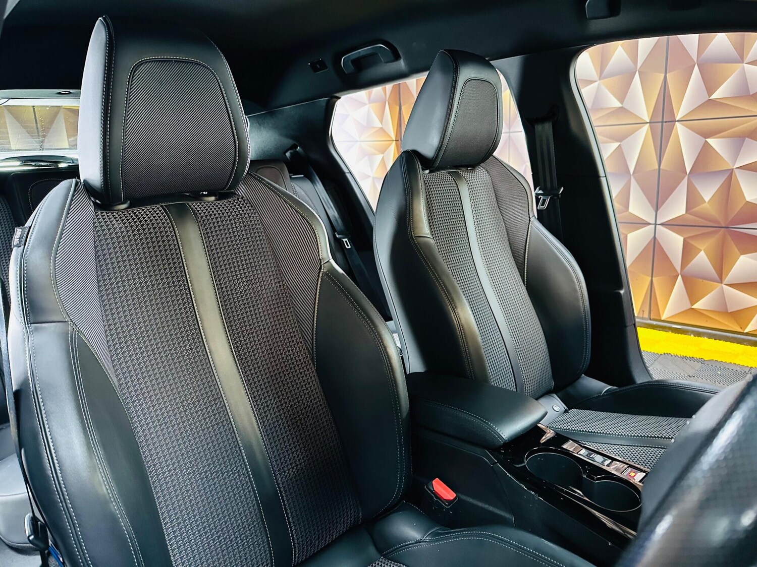 Used Peugeot E-2008 2021 for sale - 77564947: Photo 14