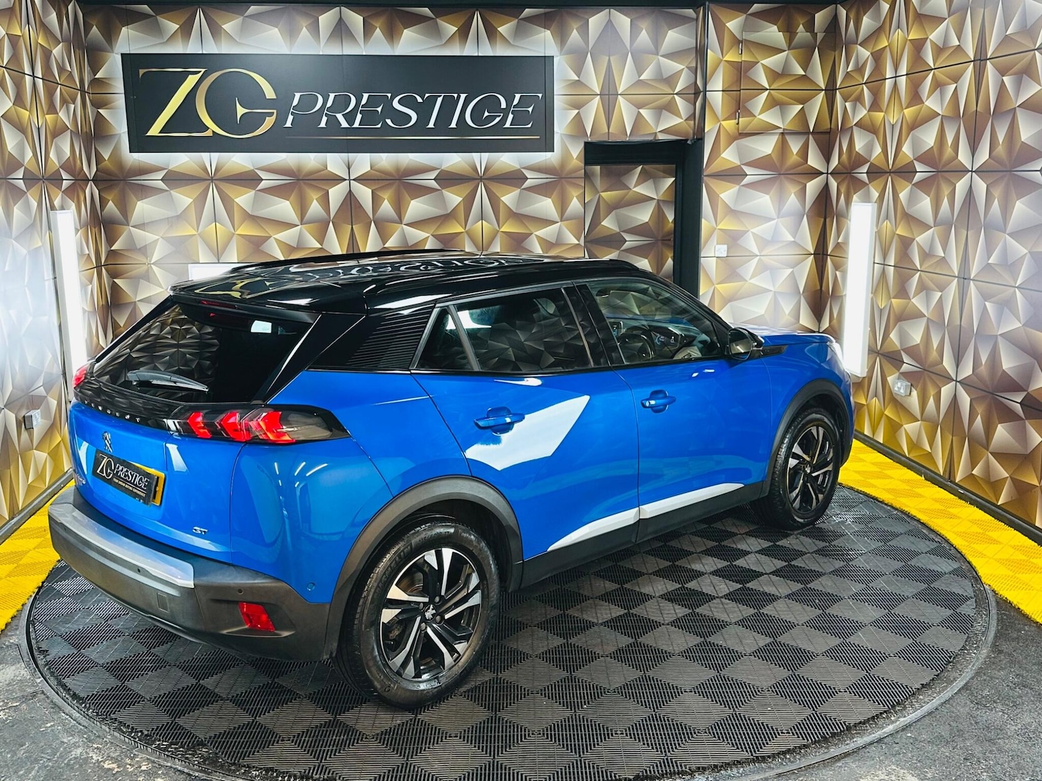 Used Peugeot E-2008 2021 for sale - 77564947: Photo 38