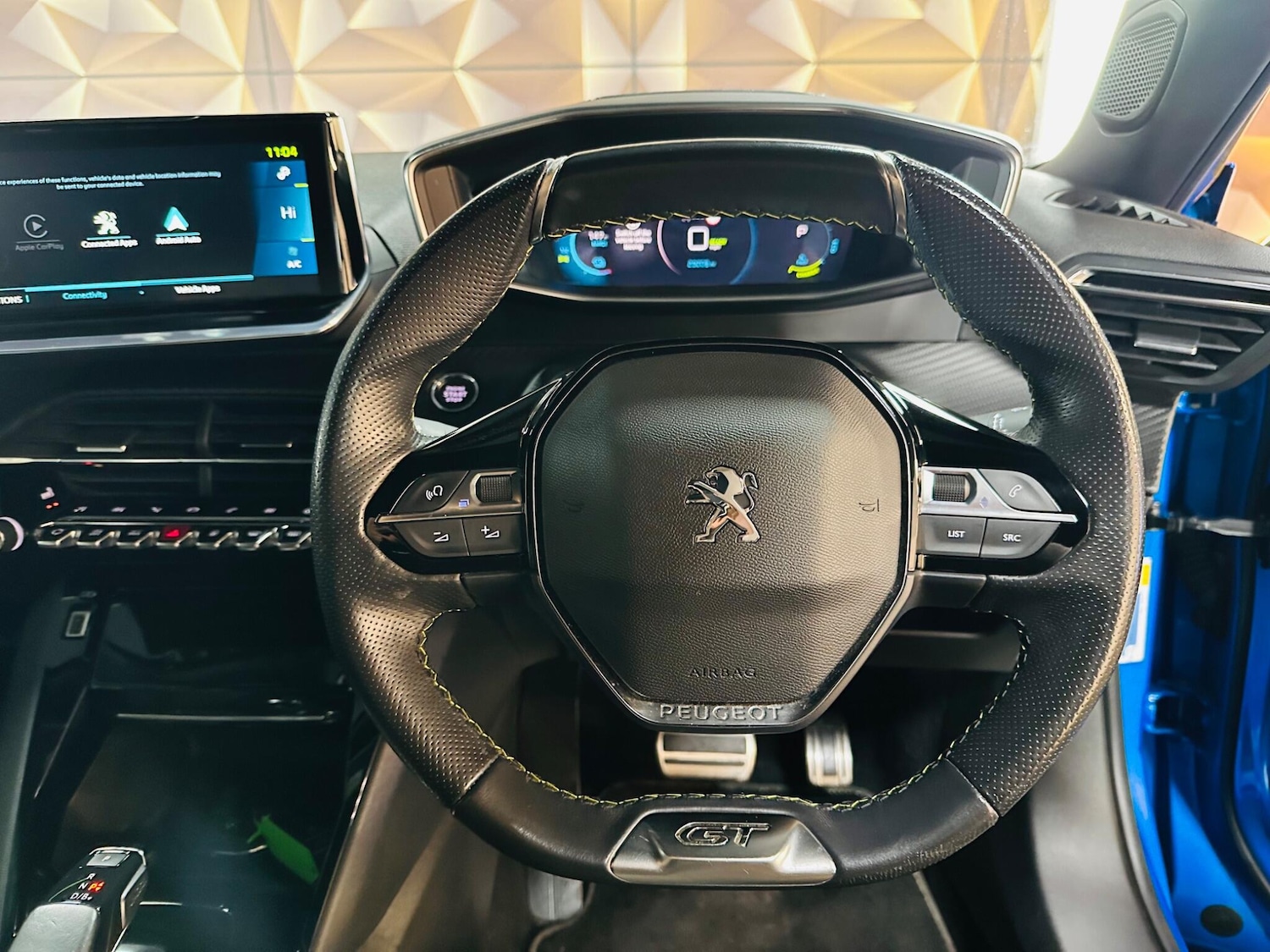 Used Peugeot E-2008 2021 for sale - 77564947: Photo 50