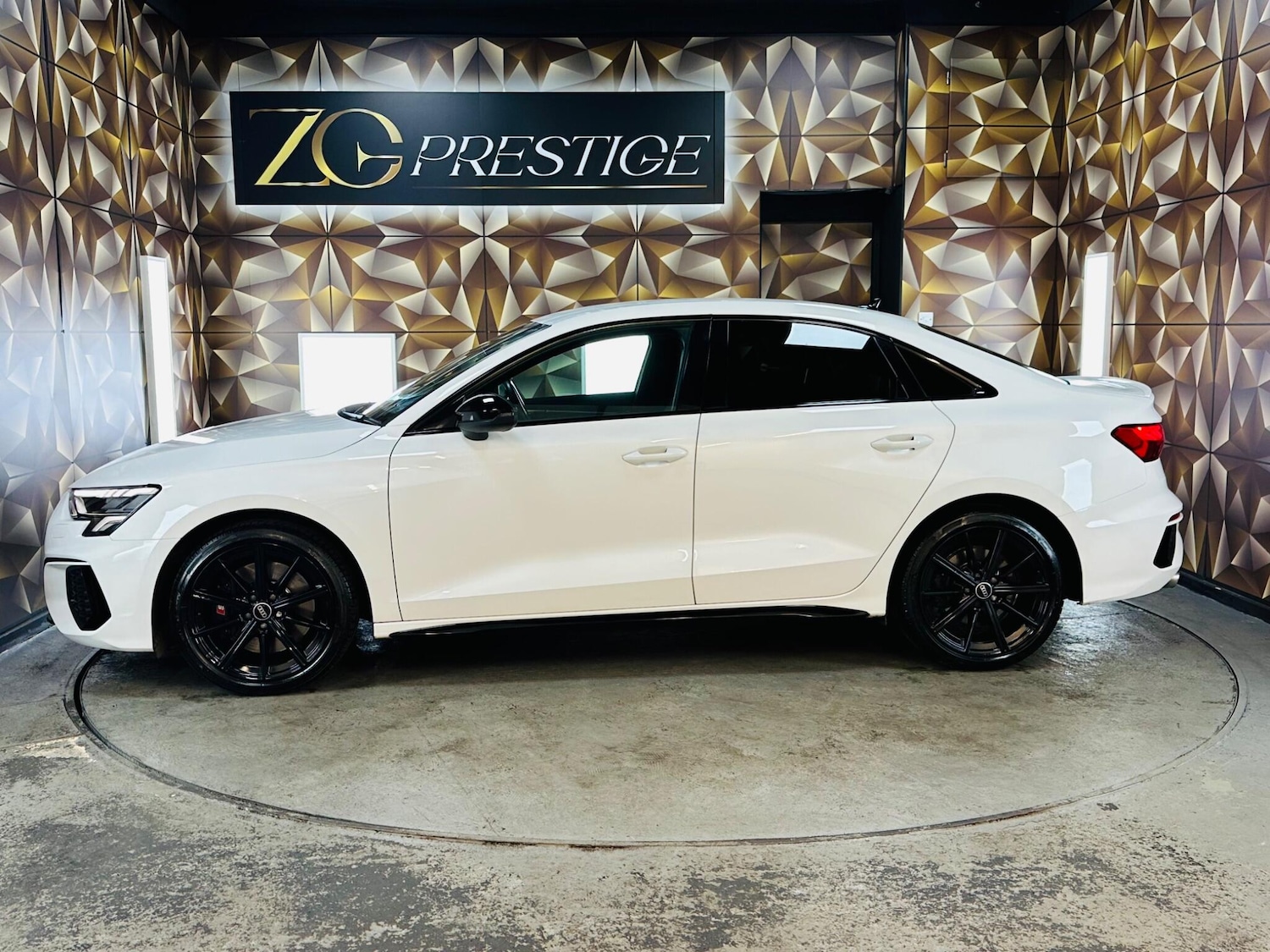 Used Audi S3 2023 for sale - 76138421: Photo 11