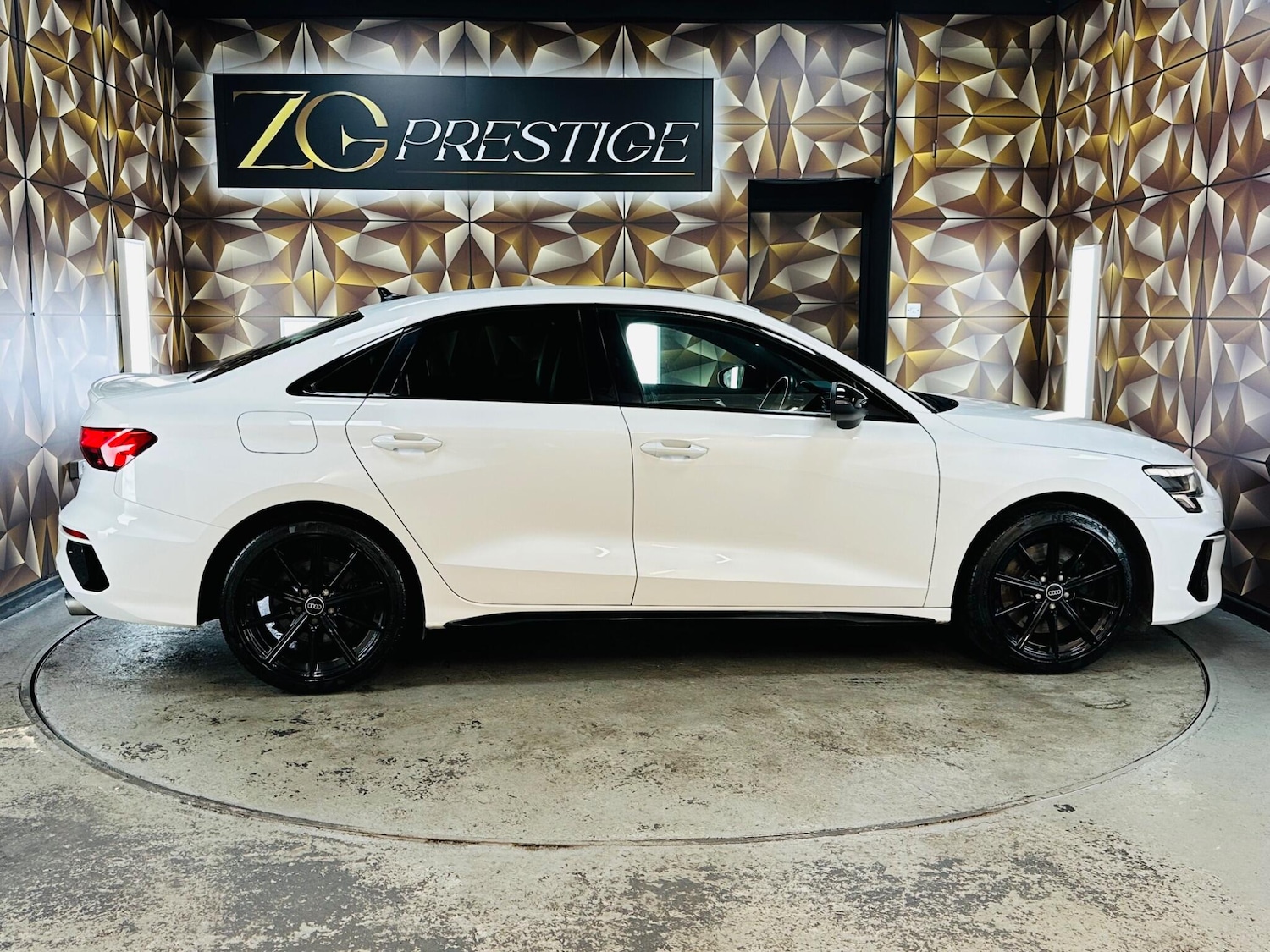Used Audi S3 2023 for sale - 76138421: Photo 9