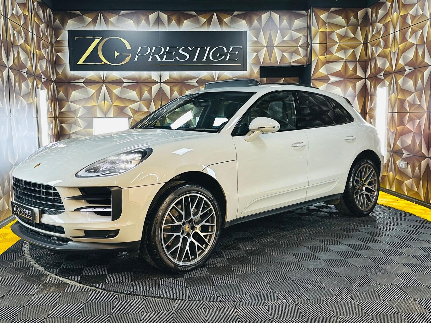 Used Porsche Macan for sale - 77440050: Photo 15