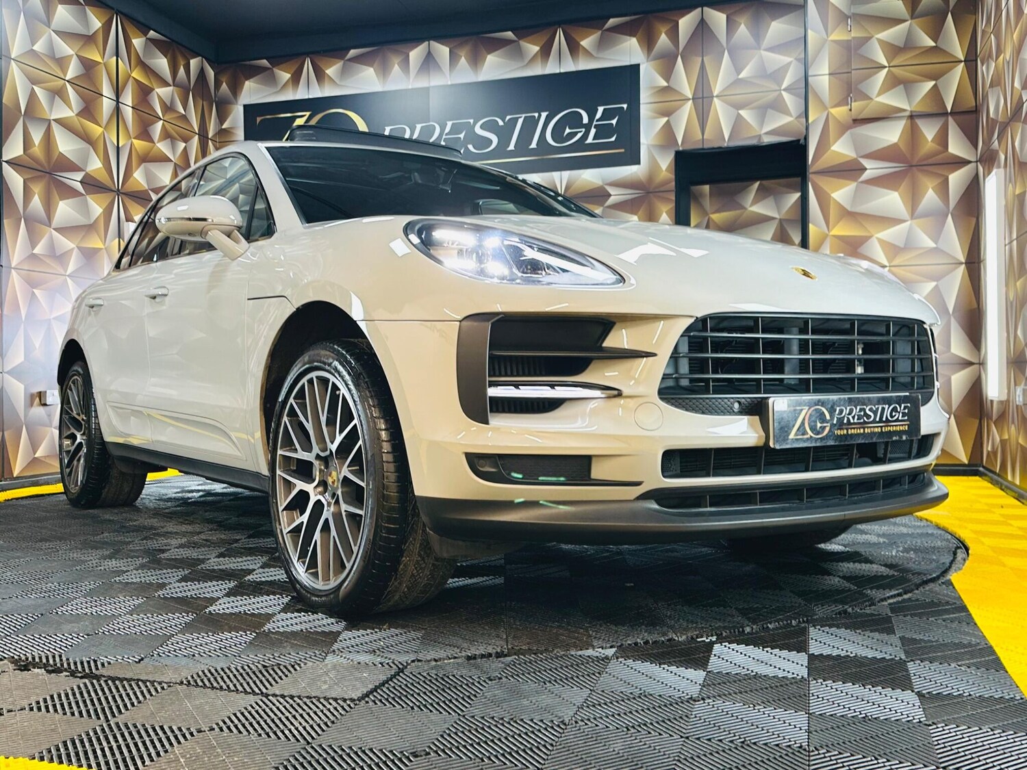 Used Porsche Macan for sale - 77440050: Photo 43