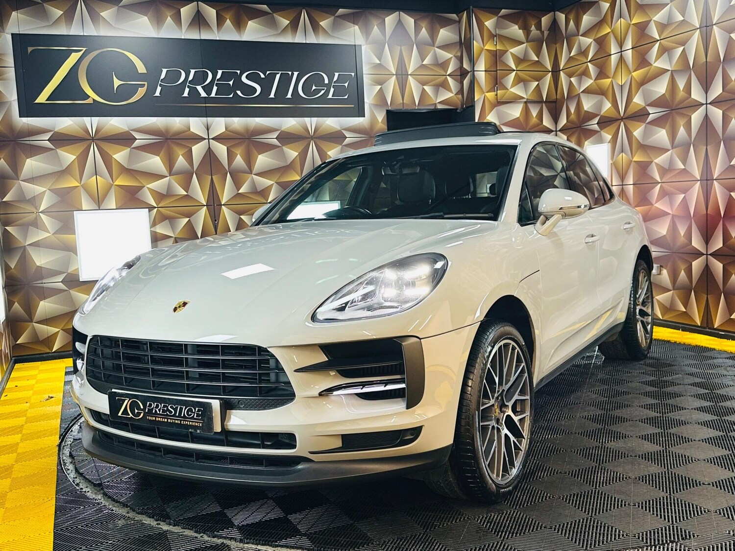 Used Porsche Macan for sale - 77440050: Photo 49