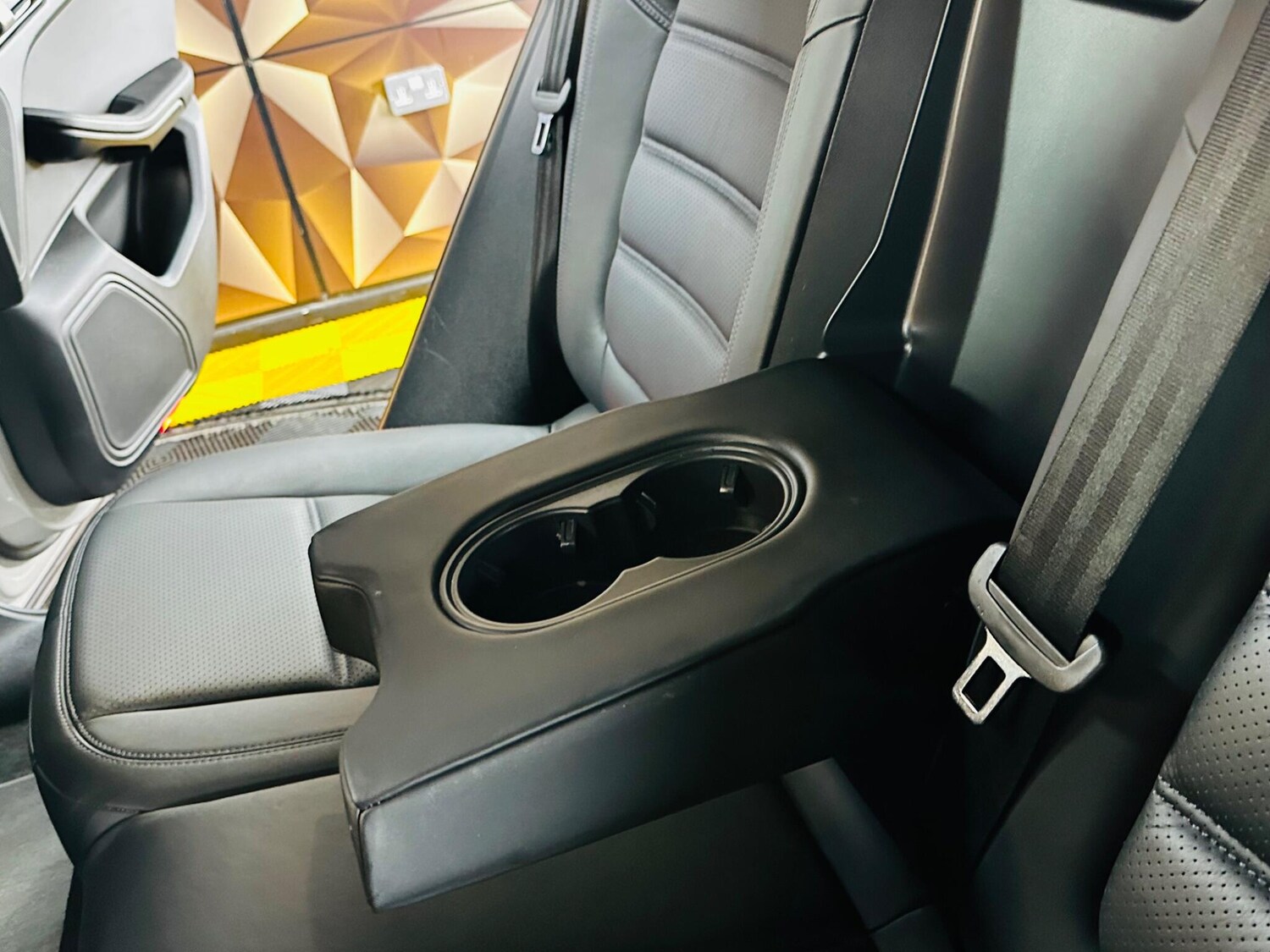 Used Porsche Macan for sale - 77440050: Photo 67