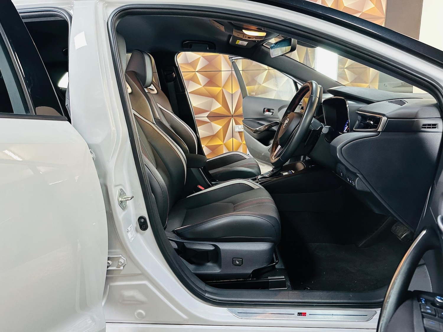 Used Toyota Corolla 2022 for sale - 76832806: Photo 58