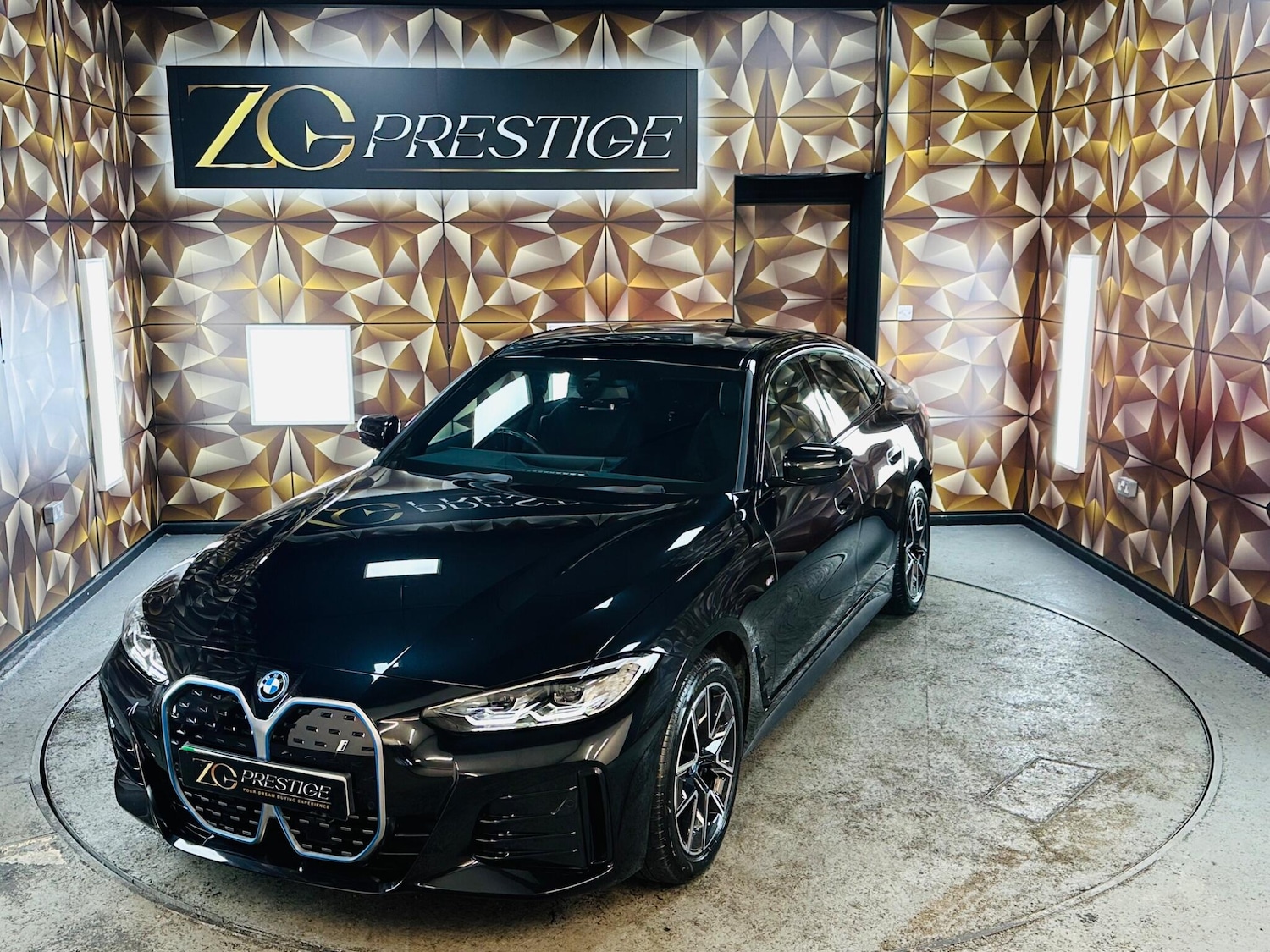 Used BMW i4 2024 for sale - 76094399: Photo 19