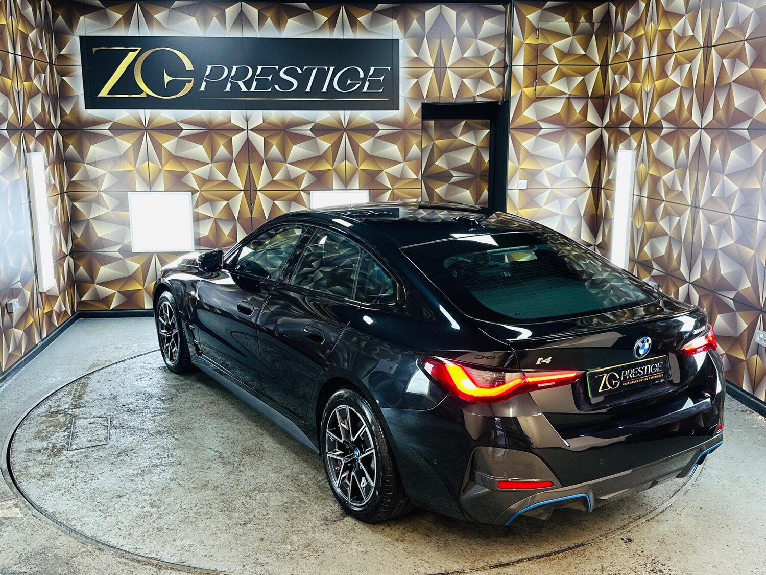 Used BMW i4 2024 for sale - 76094399: Photo 48