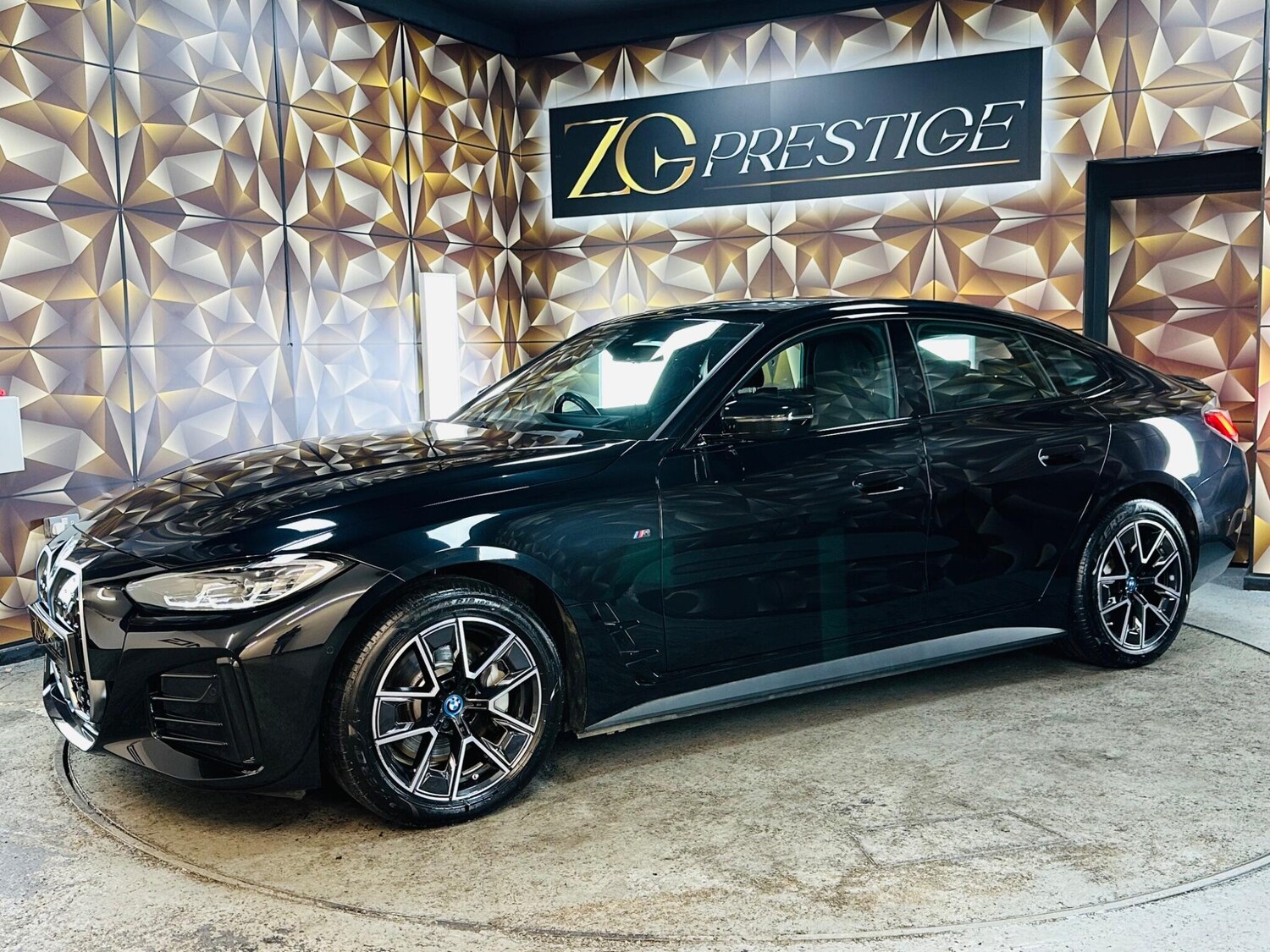 Used BMW i4 2024 for sale - 76094399: Photo 49