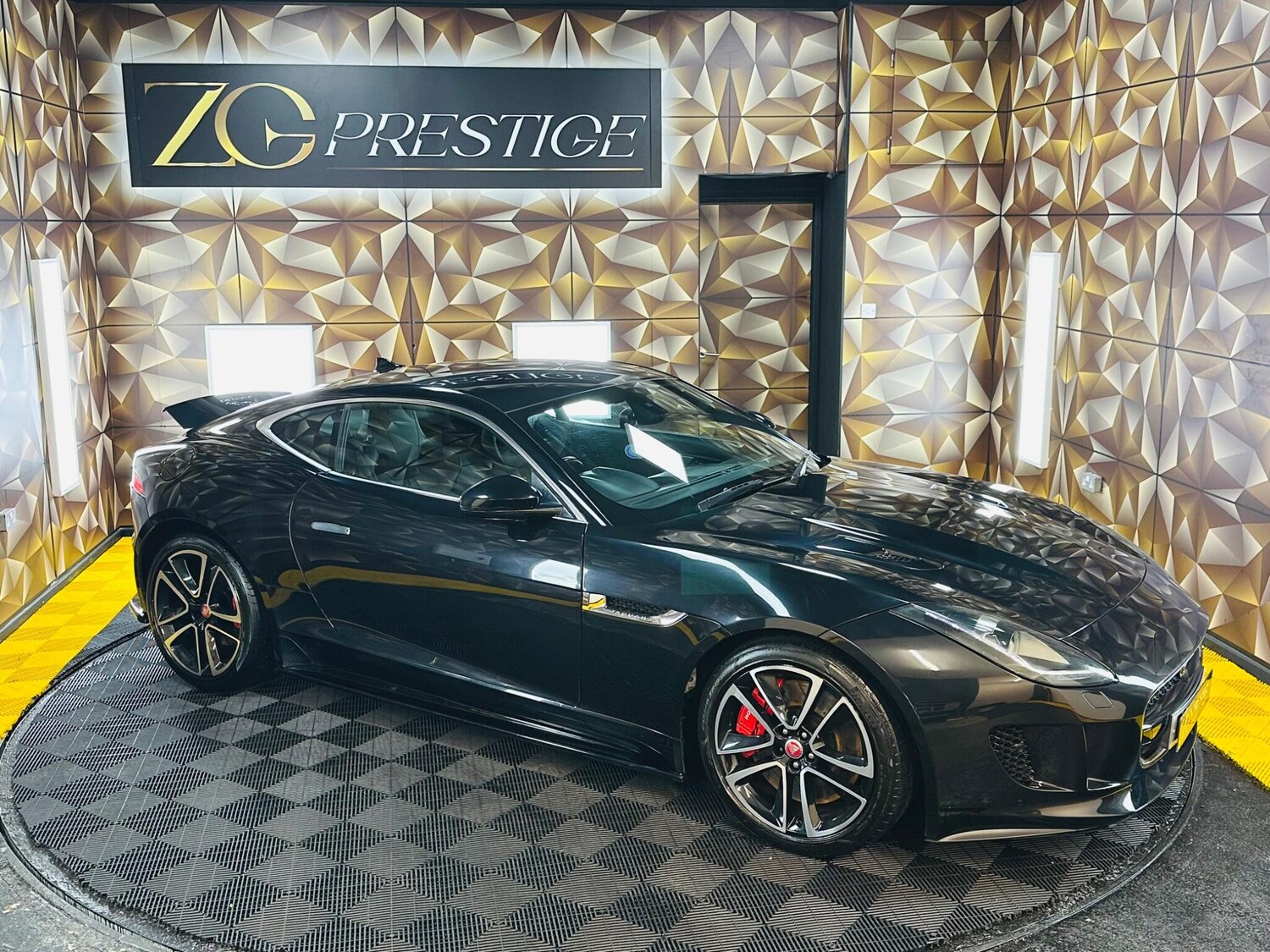 Used Jaguar F-Type for sale - 77808881: Photo 13