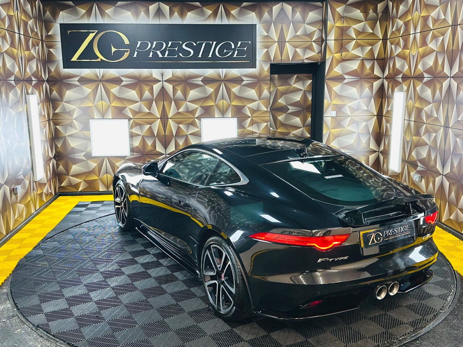 Used Jaguar F-Type for sale - 77808881: Photo 21