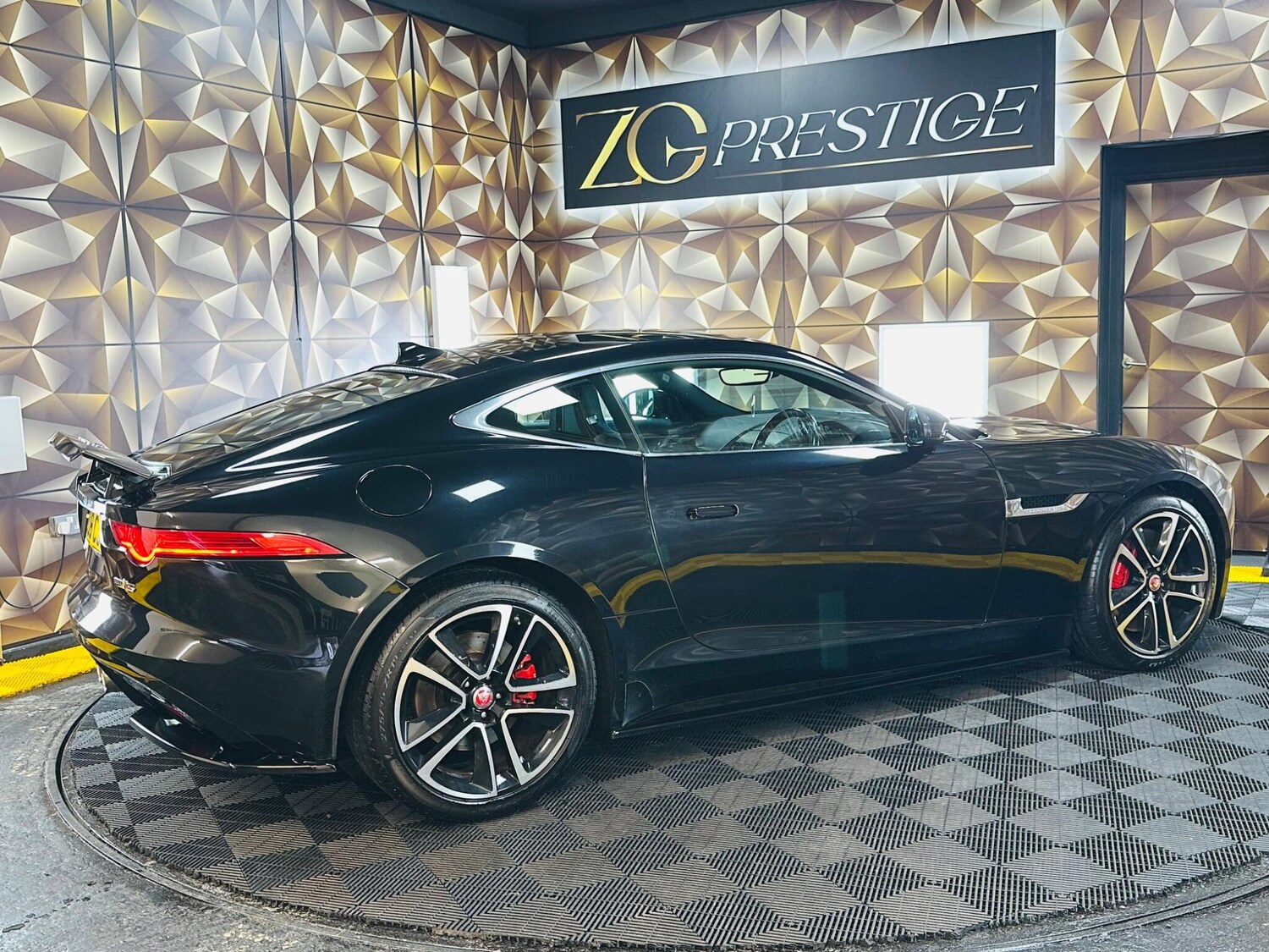 Used Jaguar F-Type for sale - 77808881: Photo 27