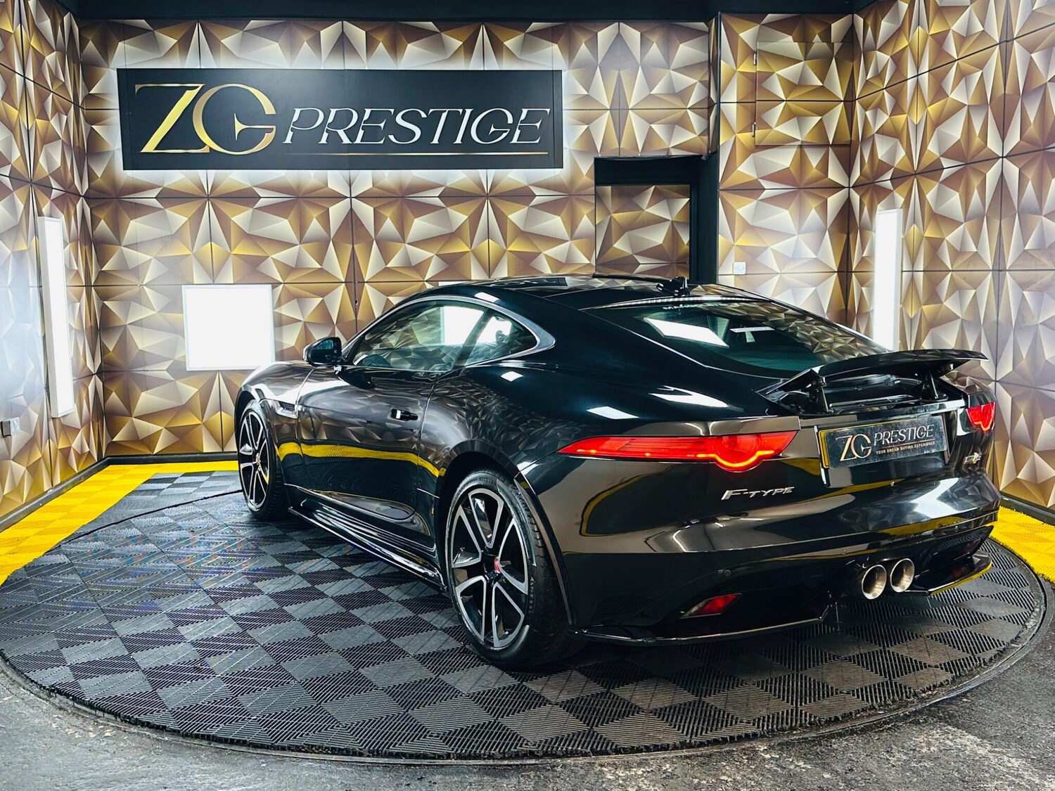Used Jaguar F-Type for sale - 77808881: Photo 40
