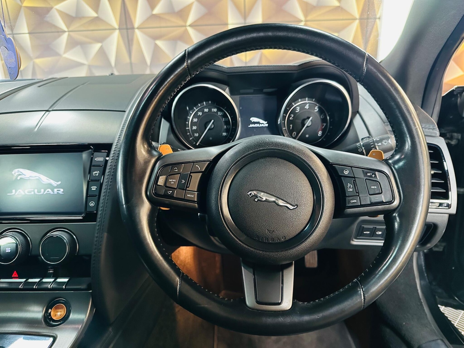 Used Jaguar F-Type for sale - 77808881: Photo 45