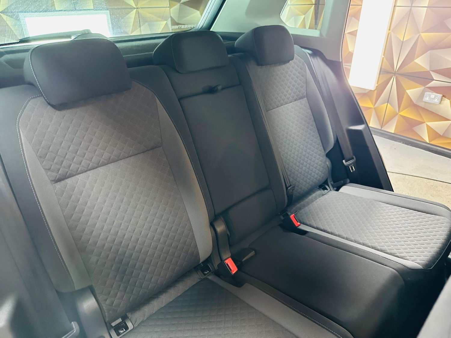 Used Volkswagen Tiguan 2020 for sale - 76550207: Photo 18