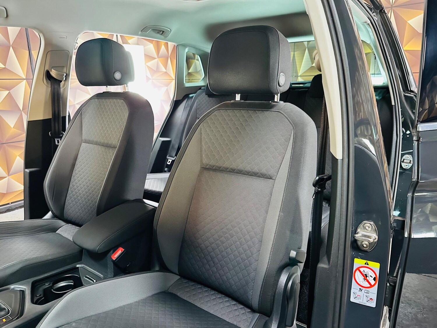 Used Volkswagen Tiguan 2020 for sale - 76550207: Photo 26