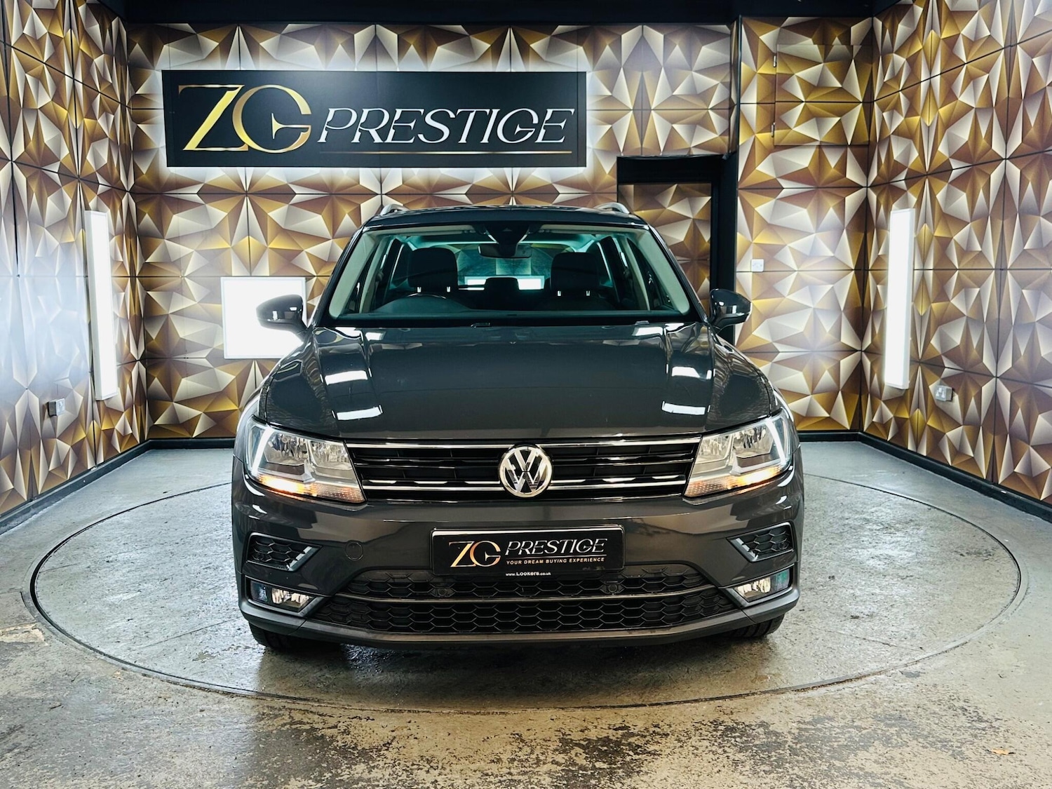 Used Volkswagen Tiguan 2020 for sale - 76550207: Photo 3