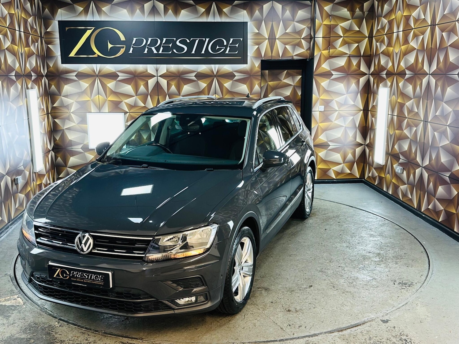 Used Volkswagen Tiguan 2020 for sale - 76550207: Photo 35
