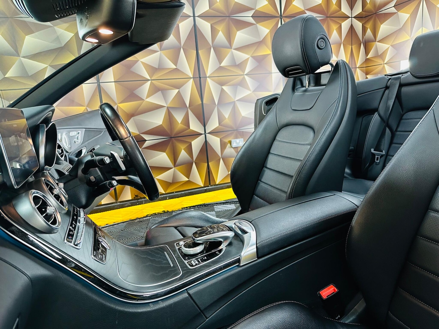 Used Mercedes-Benz C Class for sale - 77852892: Photo 4