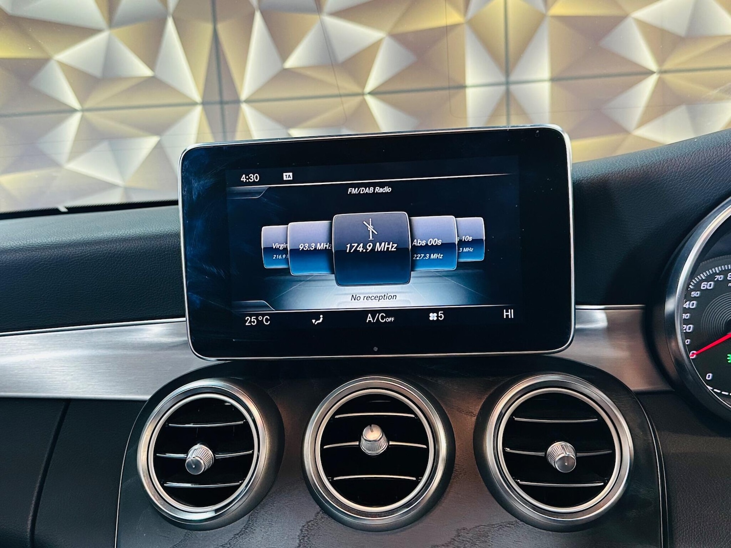 Used Mercedes-Benz C Class for sale - 77852892: Photo 53