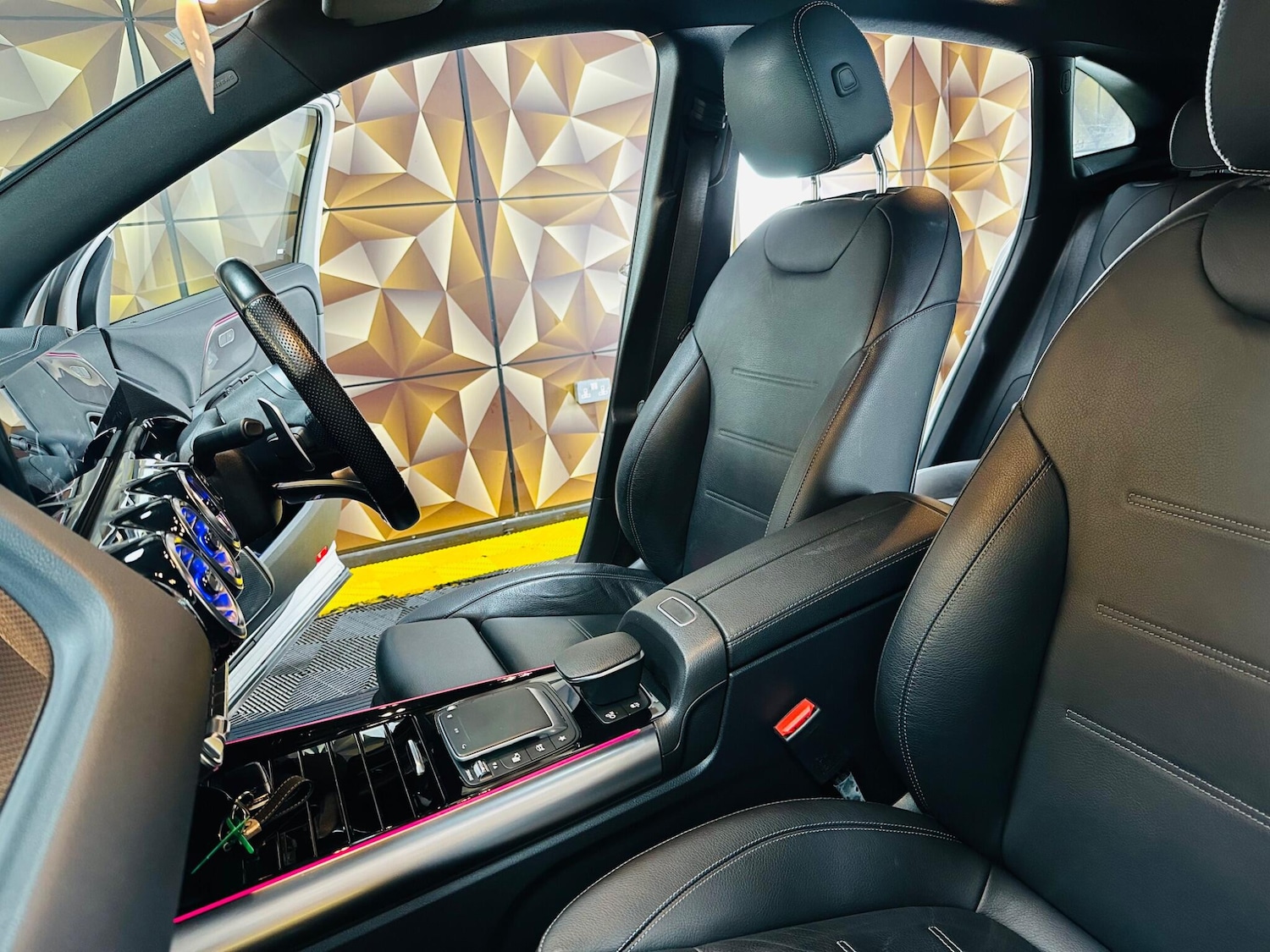 Used Mercedes-Benz GLA 2021 for sale - 77130742: Photo 6