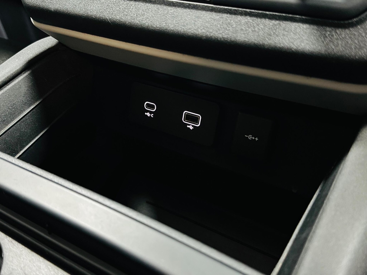 Used Land Rover Defender 110 for sale - 77523785: Photo 62