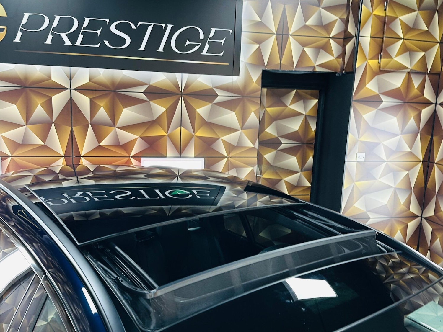 Used Mercedes-Benz E Class 2020 for sale - 76771652: Photo 14