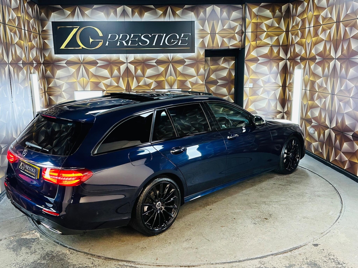 Used Mercedes-Benz E Class 2020 for sale - 76771652: Photo 27